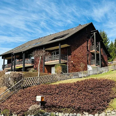 Lotti + Hochschwarzwald Card Apartmán Titisee-Neustadt